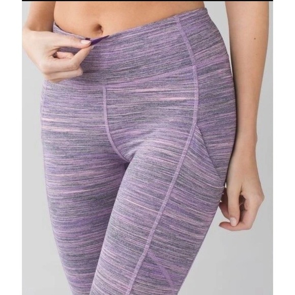 Lululemon Speed Tight IV Space Dye Camo Tender Violet Black Grape Size 4 - Picture 4 of 4